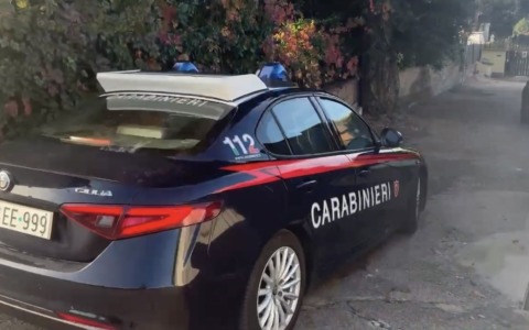 Uomo di 64 anni trovato morto in casa dopo alcuni giorni