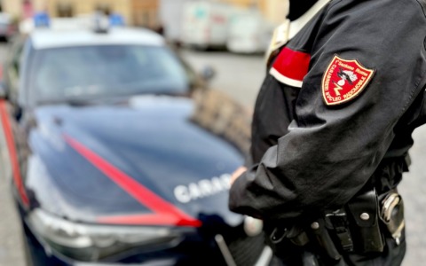 Anziano sventa una truffa telefonica e allerta i Carabinieri