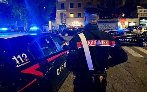 Controlli in piazza Duomo, identificati tre giovani