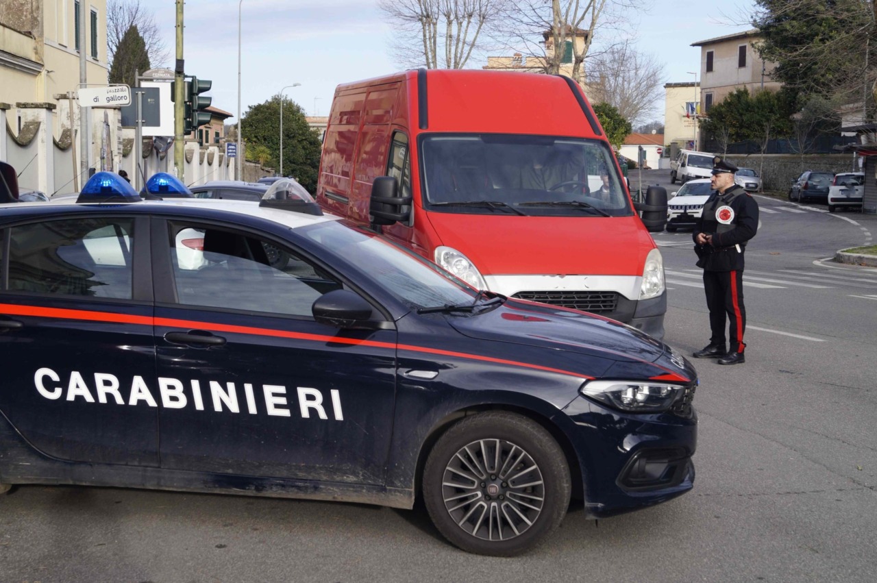 Accoltellato al volto e alla gamba, arrestato un 54enne
