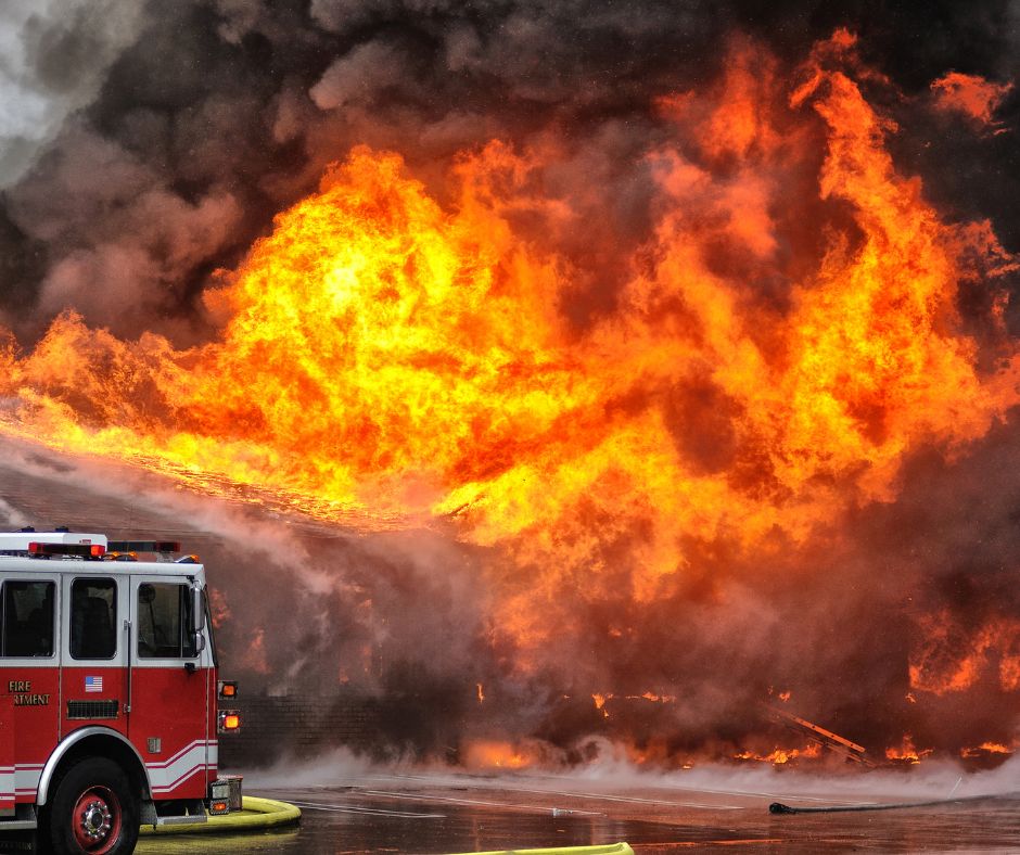 Incendio in Valsessera causato da un fulmine sulla Punta delle Camosce