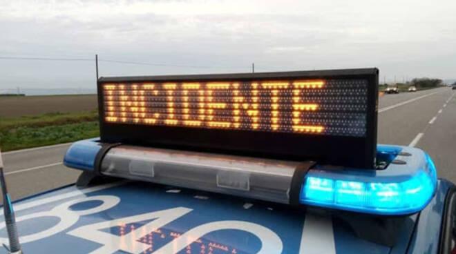 Dissuasori di velocità vicino alle scuole