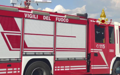 Evacuato un palazzo ad Andorno per un odore sospetto